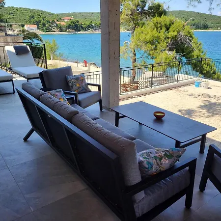 Vila Maja - Seaside Villa, Brand New! *